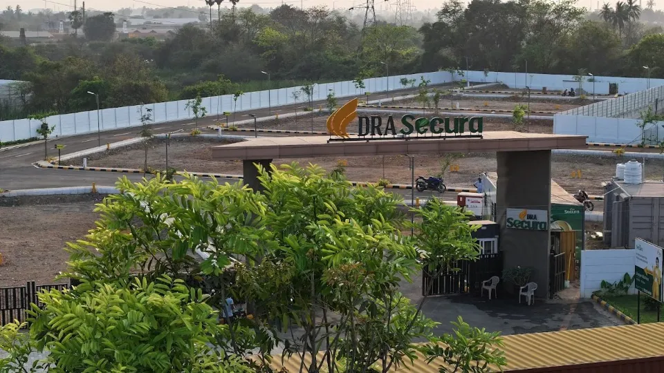 DRA Secura, Photograph