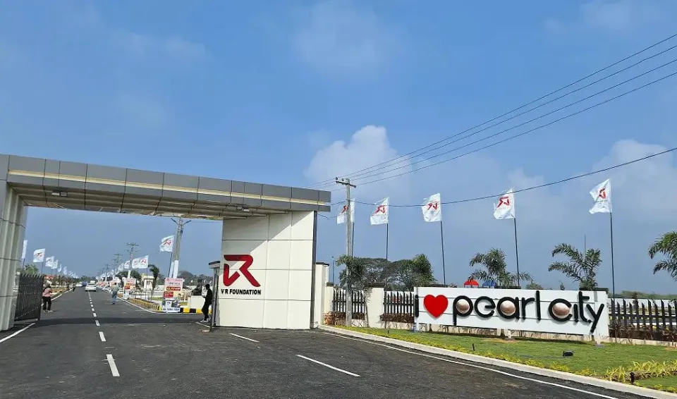 VR Pearl City, Photograph