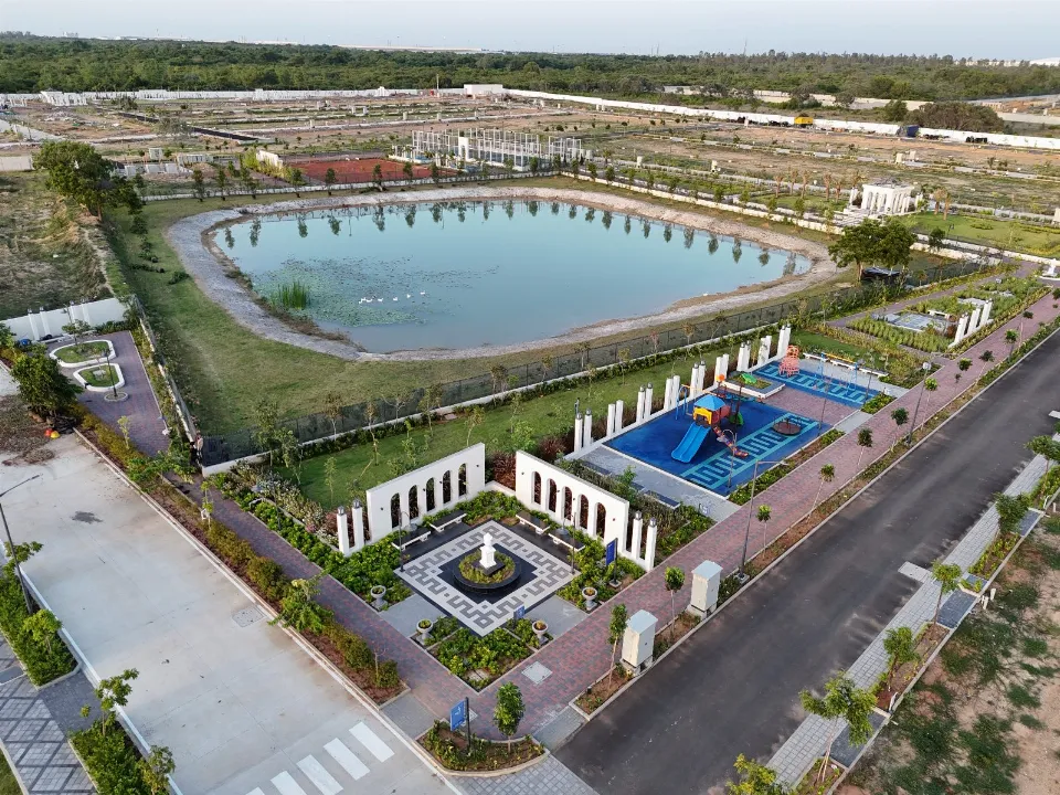 Godrej Sunrise Estate, Photograph